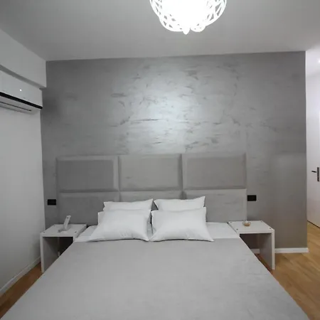 Diamond Hotell