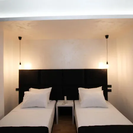 Diamond Hotell Sarandë