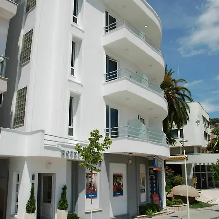 Diamond Hotell Sarandë